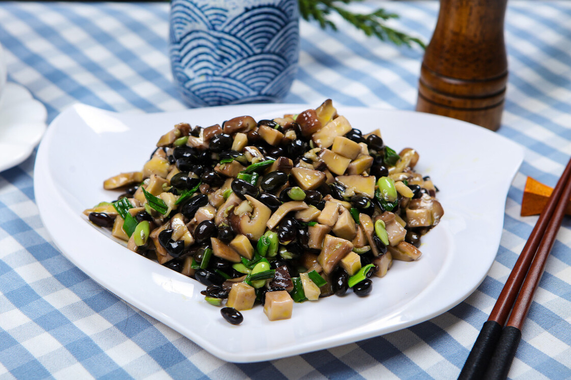 【黑豆炒香菇】