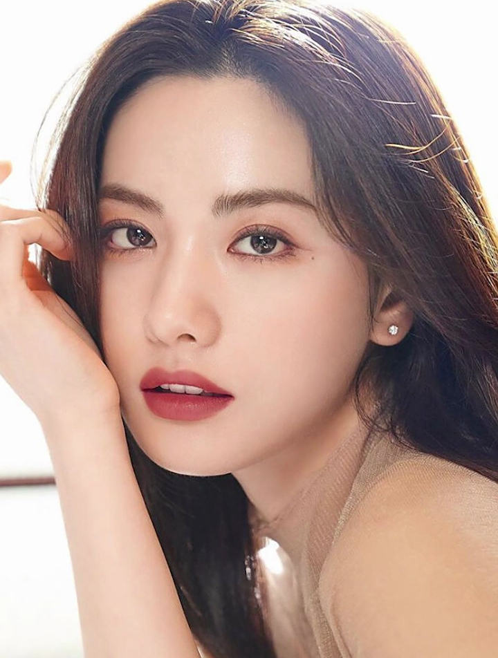 三次评为"世界第一美"的林珍娜,黄金比例身材,妥妥的气质女神