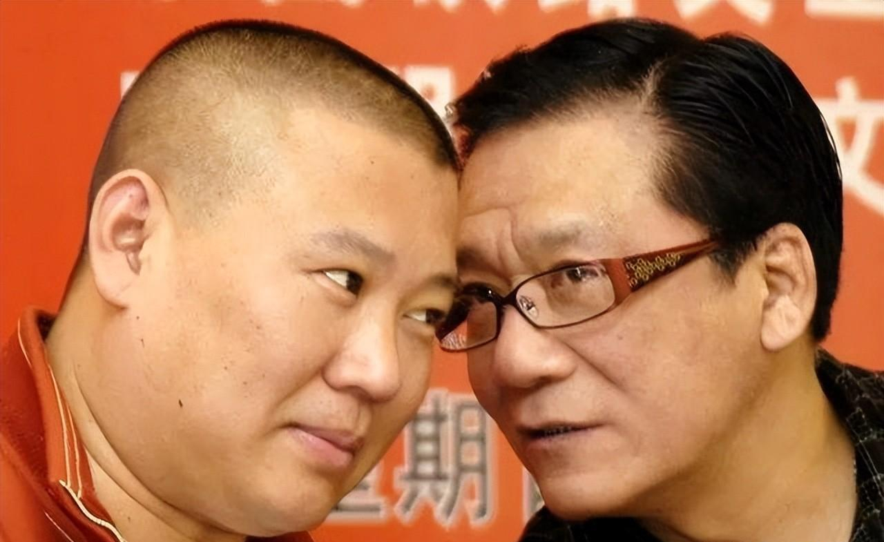 回顾:冯巩上任后,第一次现身曹云金徒弟剧场与郭德纲关系引人猜测