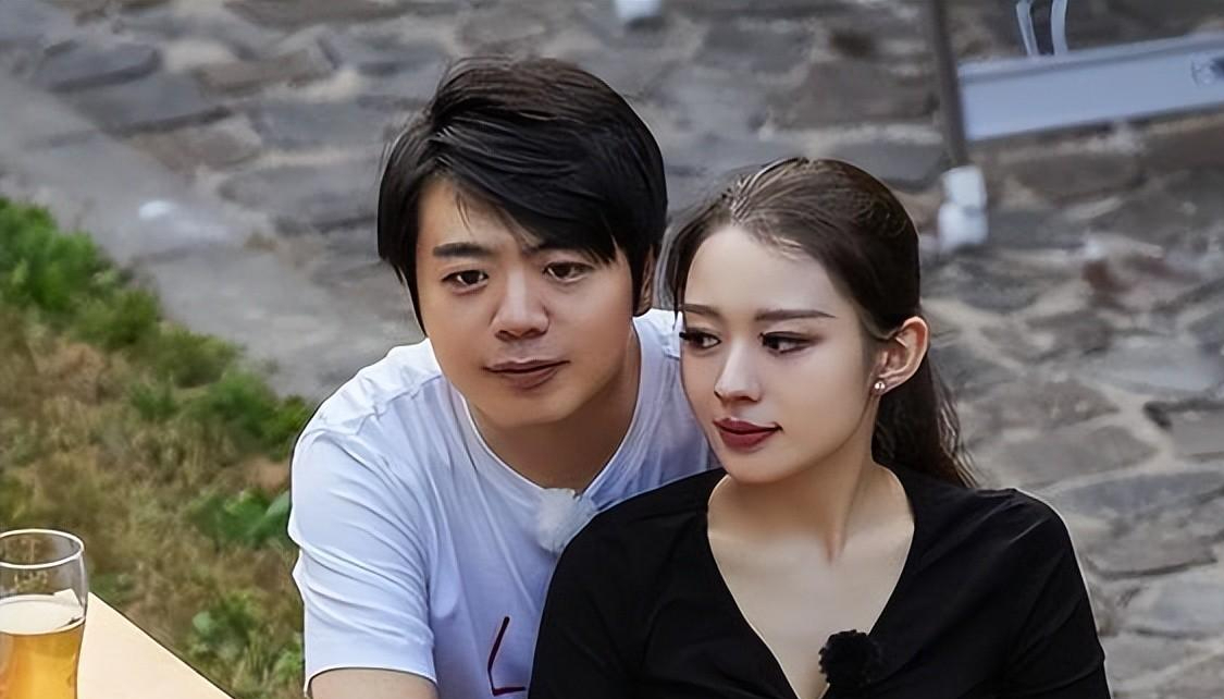 钢琴大师郎朗和吉娜捞金吃相难看结婚三年后真相才浮出水面