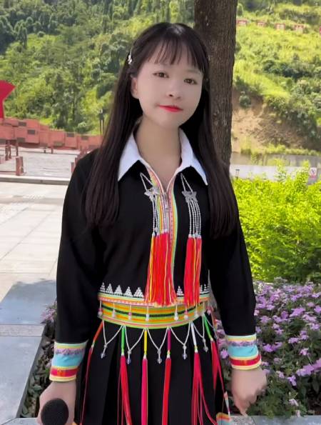 4.79万次播放.2022-09-19289南燕爱唱歌1.