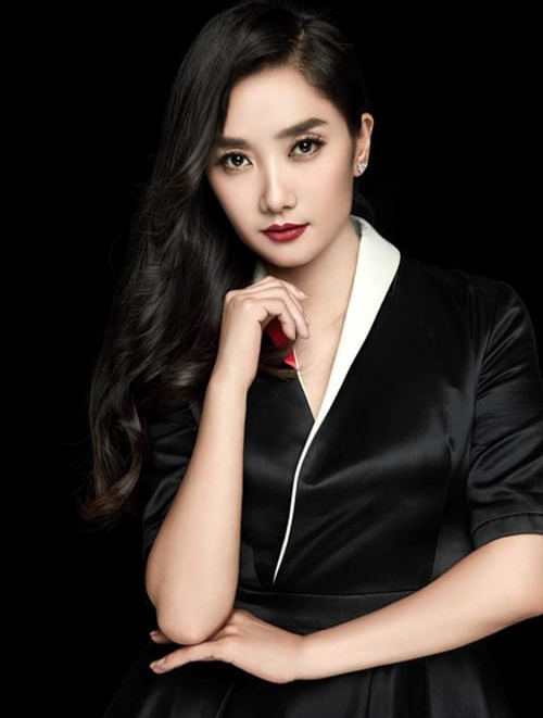 玲花打死没想到!自己的女儿竟与曾毅儿子合唱,一开口玲花惊了1