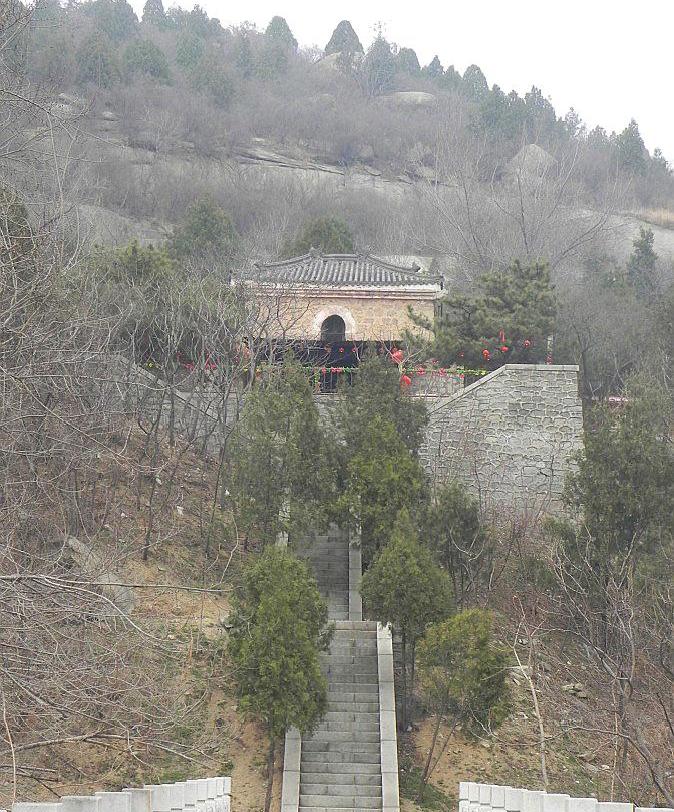 北京最大石刻佛像——白水寺