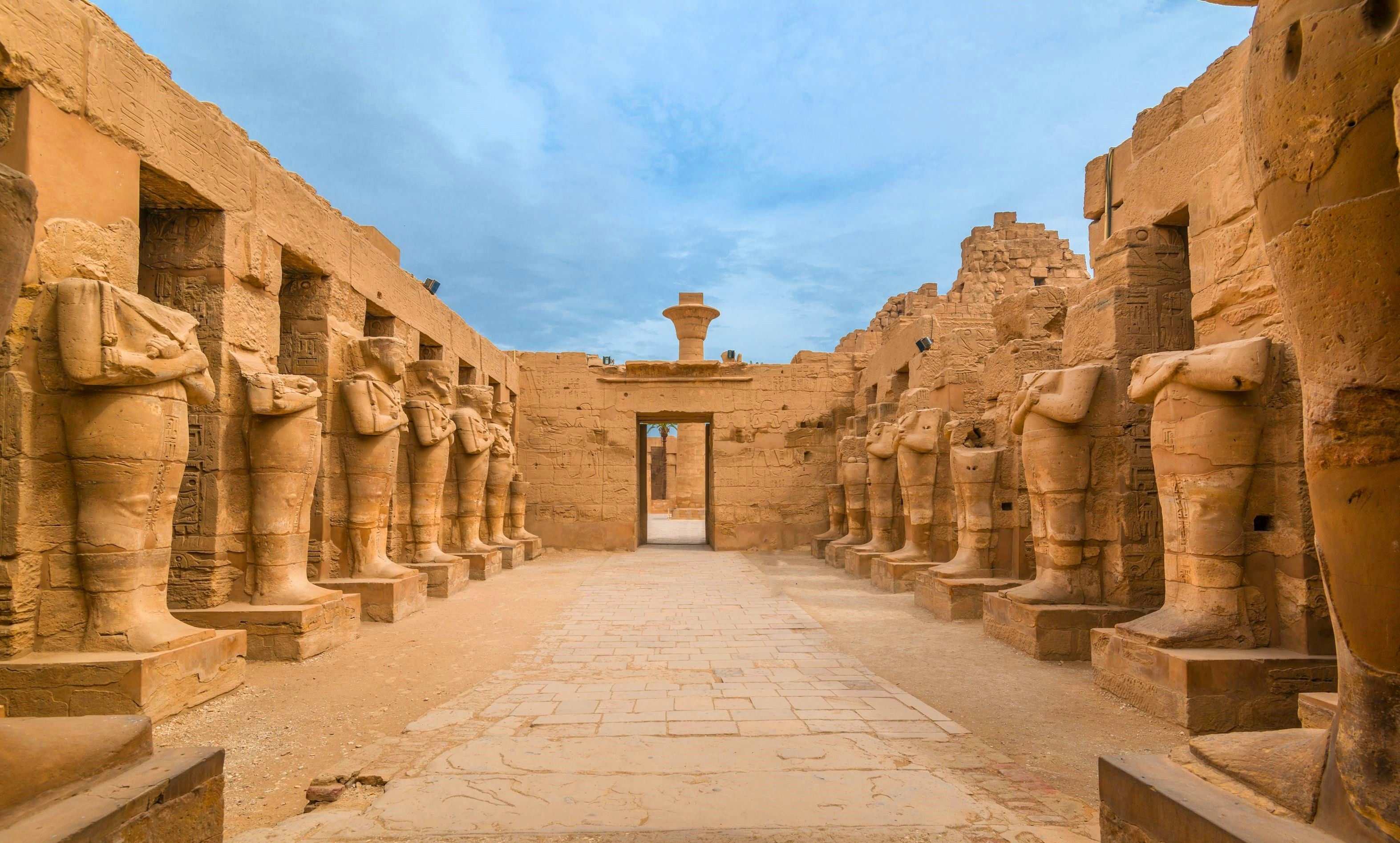 浅析古埃及新王国时期普通劳工在山谷节这天的日常生活