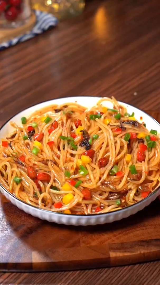 天热后,做一份香辣拌粉,你要说你不爱吃,我会不开心的!