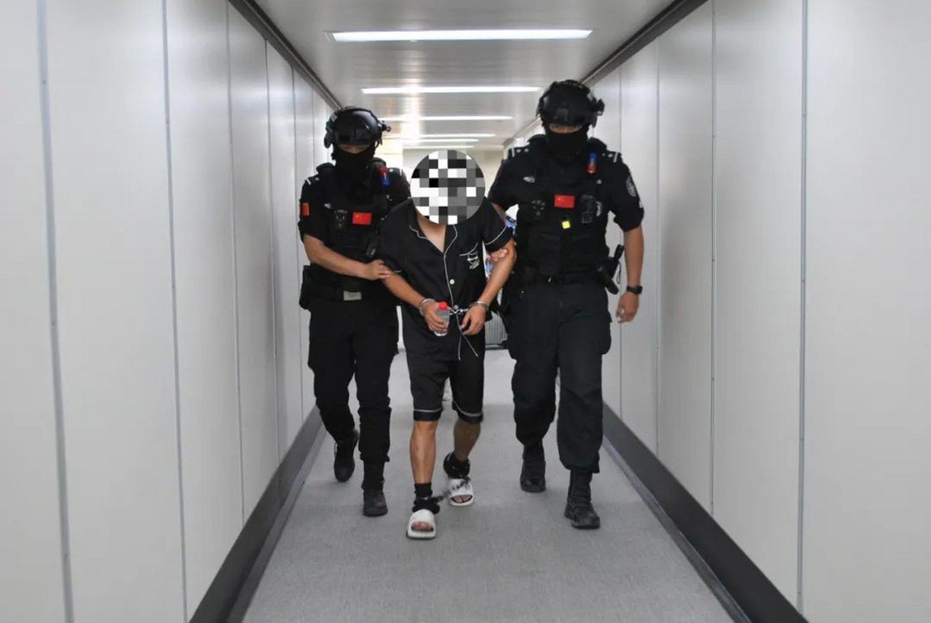 7月8日,青海格尔木市公安局成功抓获一名国际红通逃犯