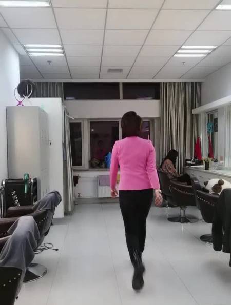 2022-11-0112孙晓雪的生活日记546粉丝  关注南方人第一次吃冻梨,也太