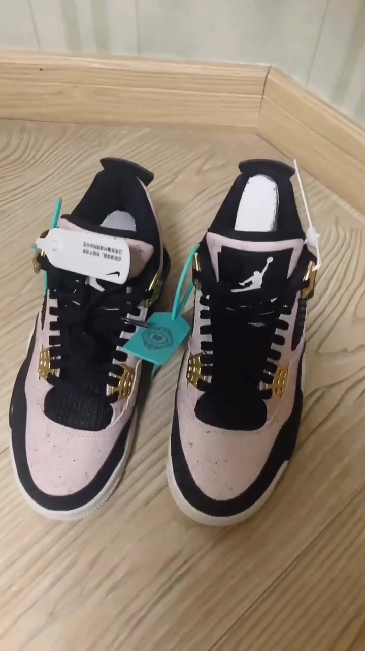 人生第一双aj,献给限量aj4大理石粉-度小视