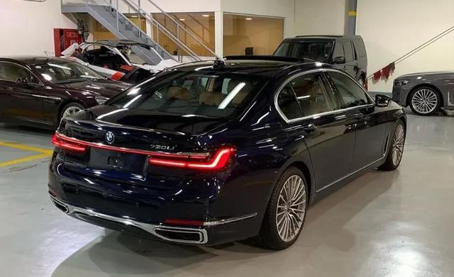 奔驰有s级奥迪有a8宝马有7系宝马740现在落地多少钱