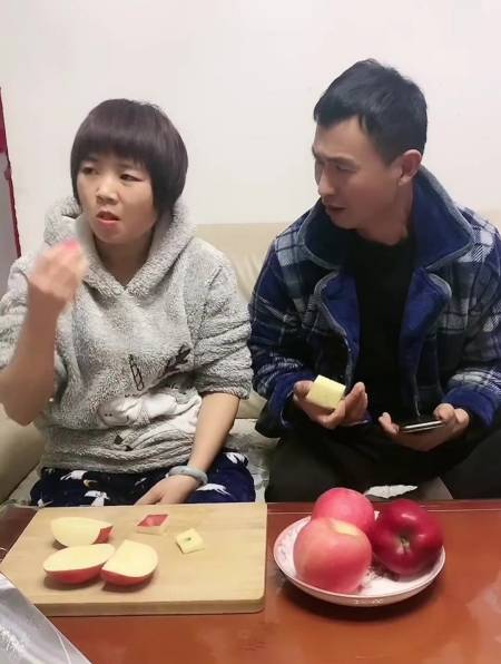 让老婆给我削个苹果吃,结果