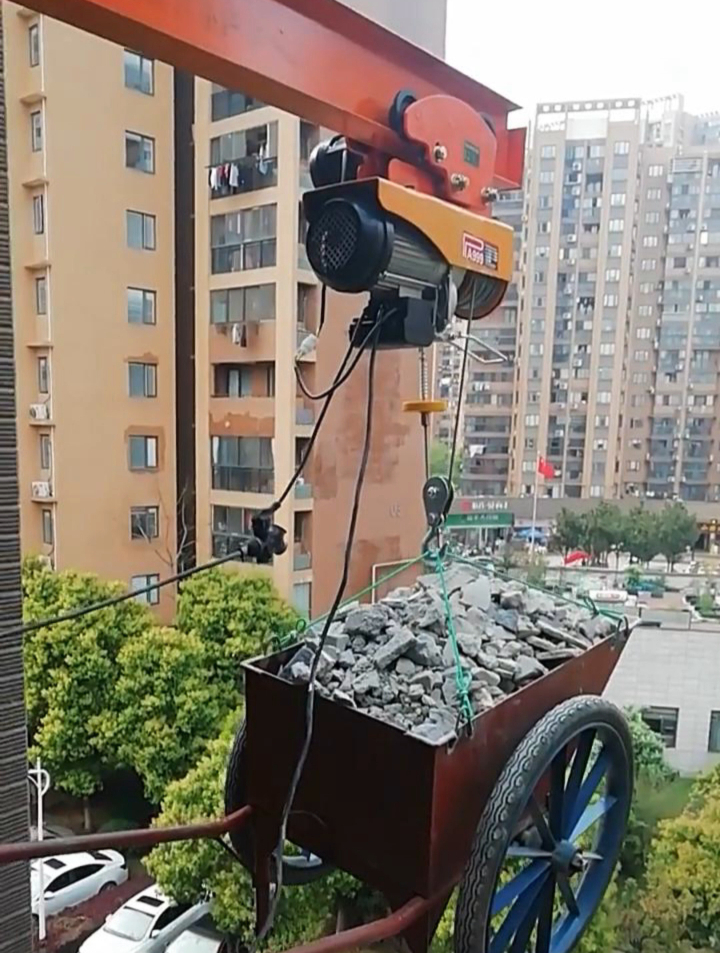 牛人自制吊水泥神器图片