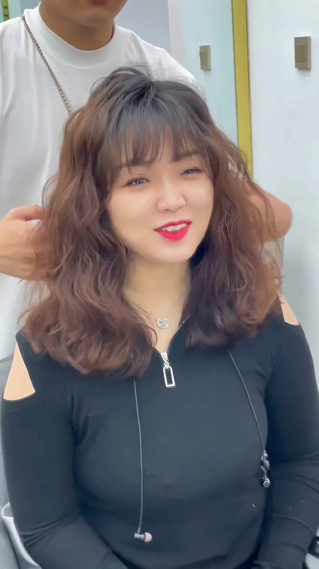 烫发超级显脸小打理简单慵懒风烫发