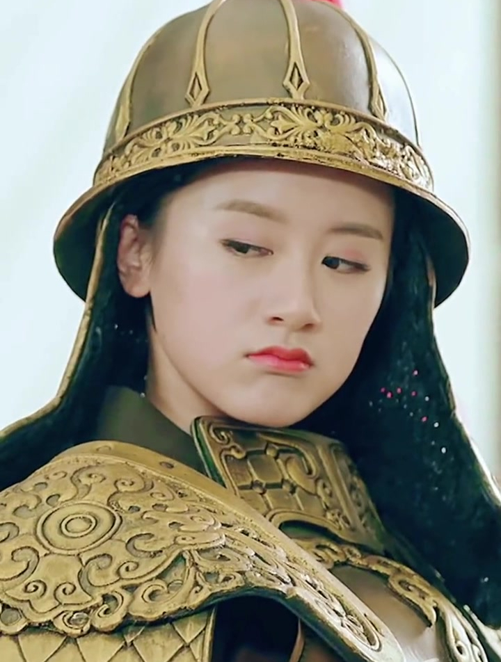 袁冰妍一身古装惊艳亮相颜值气质莫名撞脸赵丽网友绝了