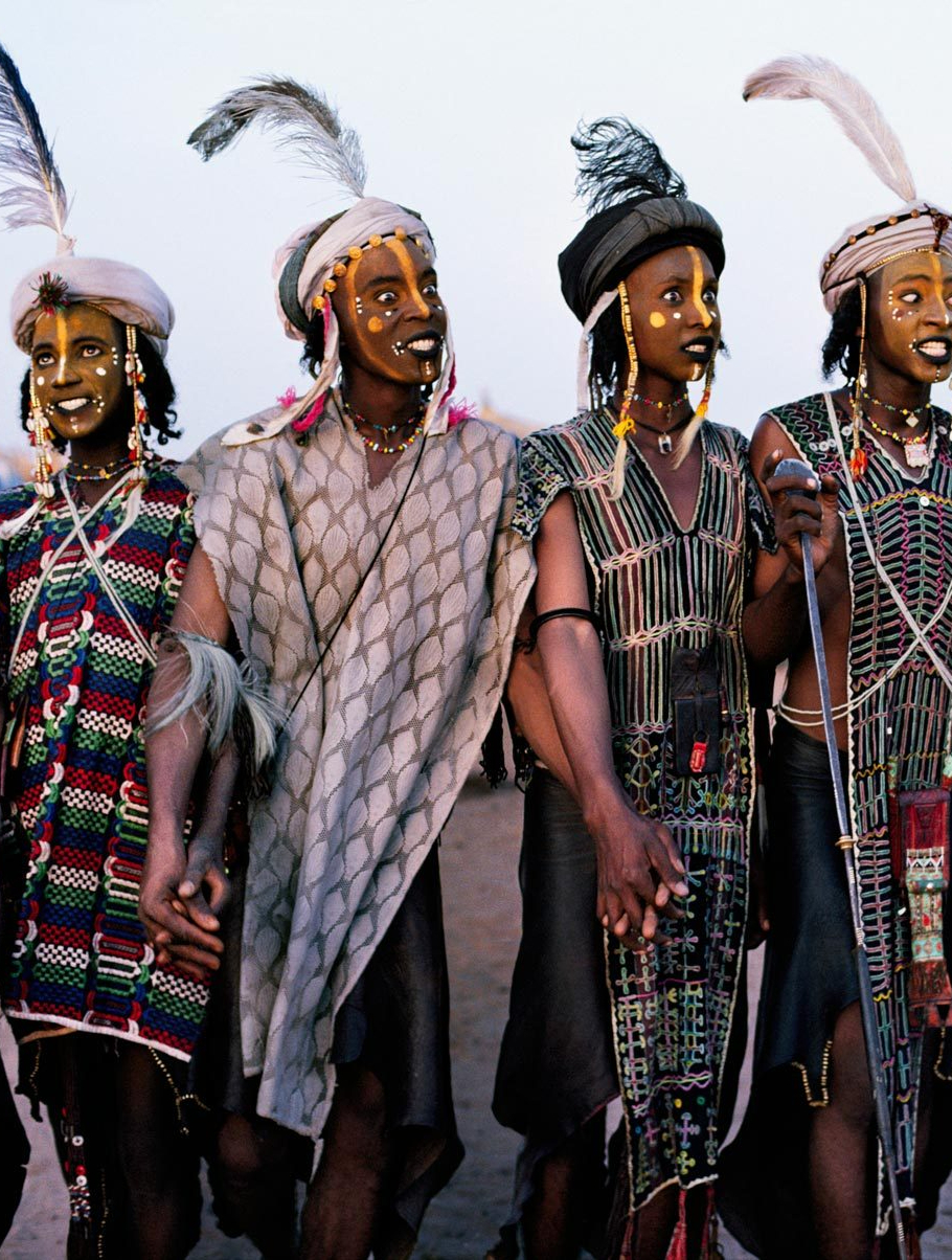 探秘非洲哈扎比部落,熬制神秘液体涂抹箭头,各种猎物手到擒来04-度小