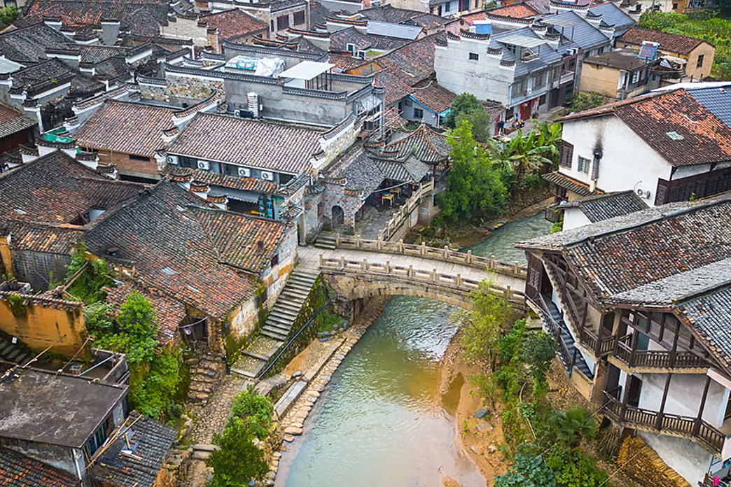 浙江廿八都古镇,被叫为"遗落在大山深处的梦"