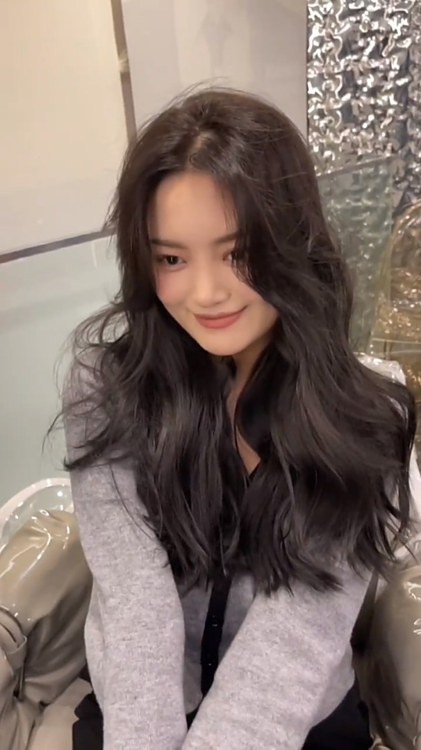 一定要尝试的鞠婧祎卷发烫完真的太美了温柔仙气卷发