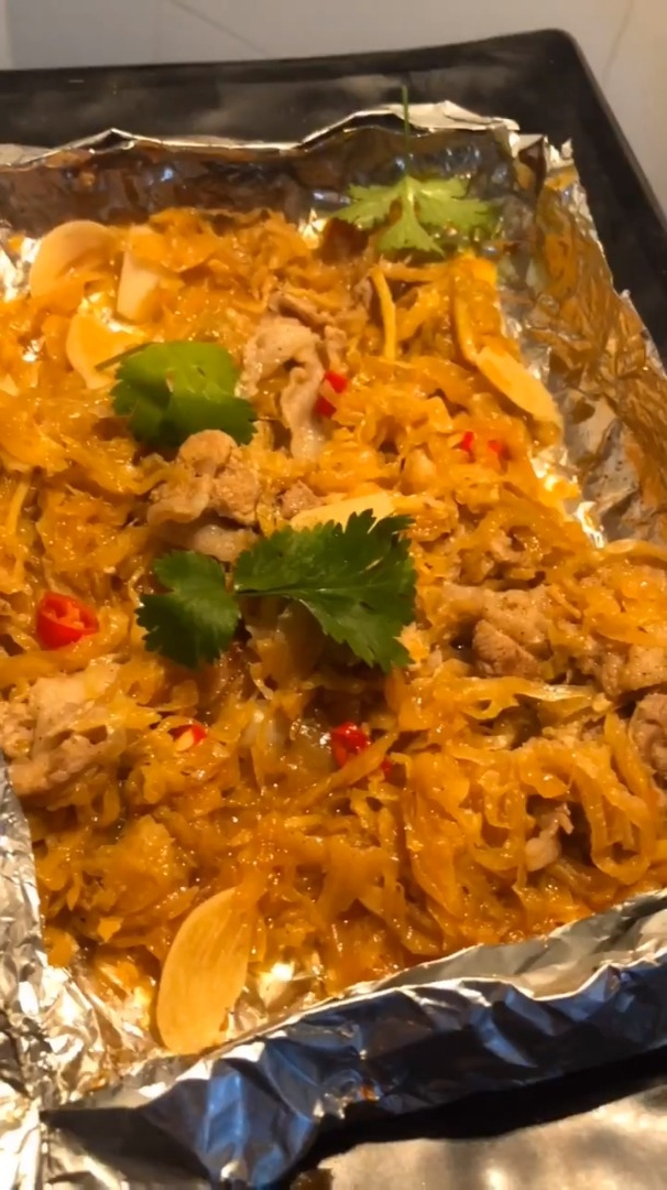 锡纸酸菜五花肉