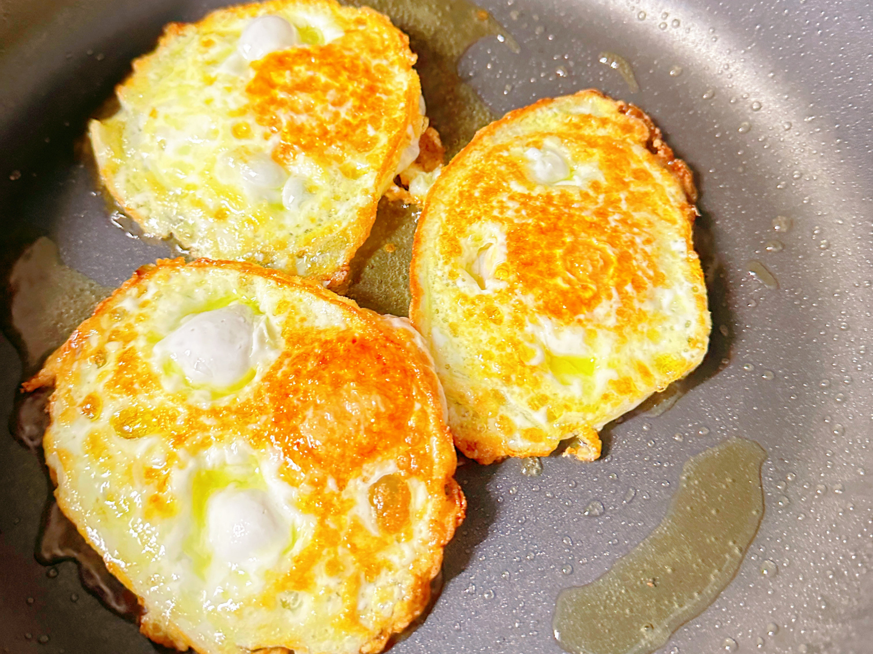 "天下美食千千万,鸡蛋占了一大半",鸡蛋是我们生活中常见的食物,营养