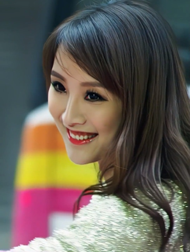 港星女神陈静,又美又飒,演技实力派!-度小视