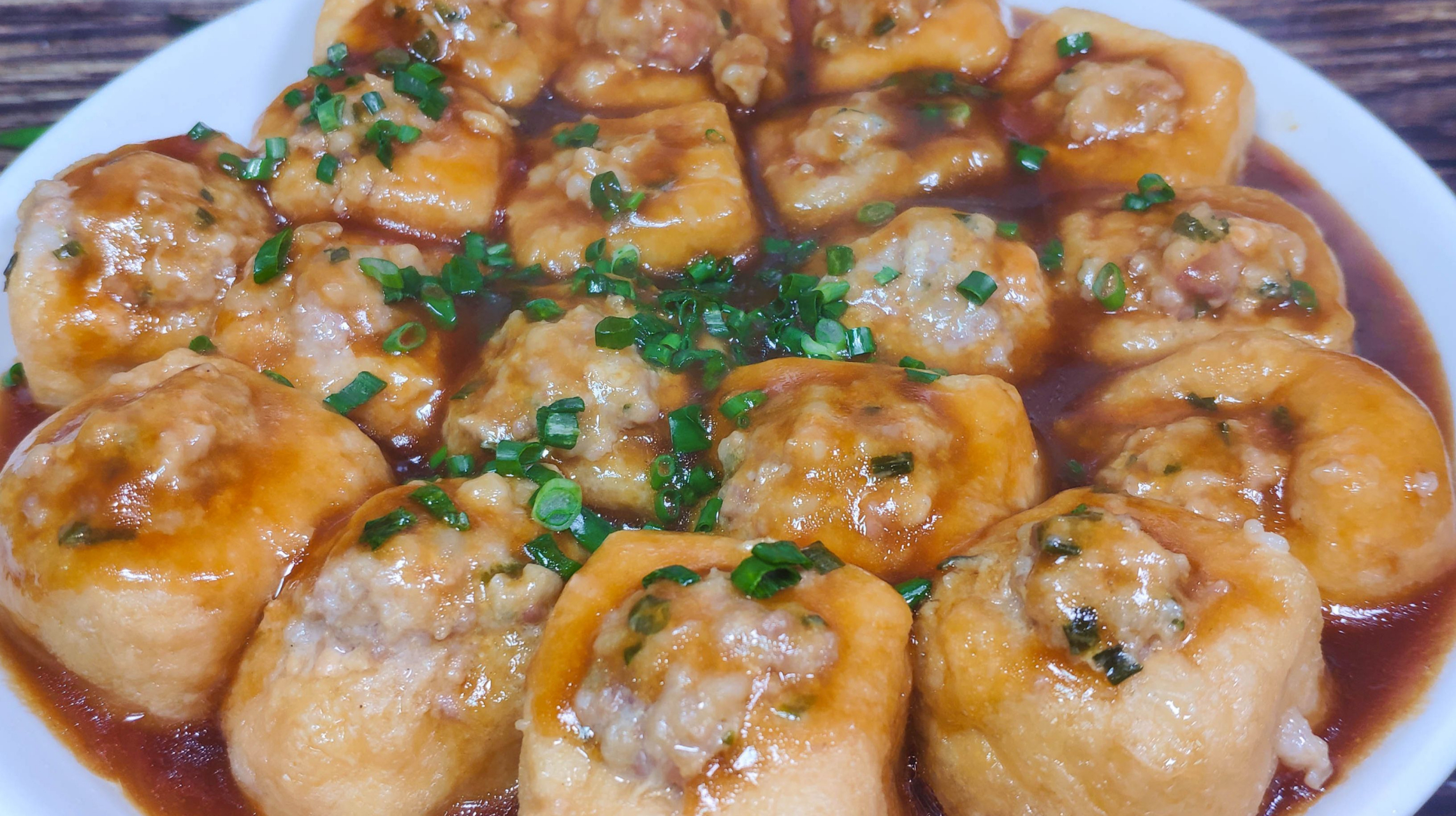 客家酿豆腐,你吃过吗?你觉得哪道菜最能代表客家菜呢?