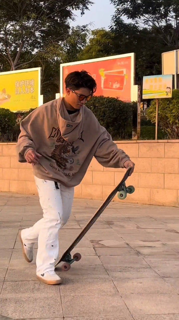 帅不过三秒系列 长板 滑板 @建鹏 @阿宝同学