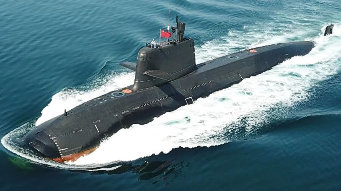 外媒渲染:中国潜艇声隐身新技术,实际是把降噪耳机扣对方耳朵上