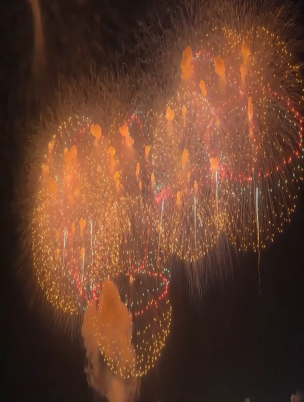 300发超大型烟花,建议收藏保存