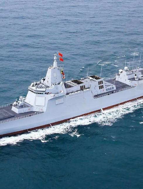 央视公布055大驱细节画面,世界最强驱逐舰名副其实!-4