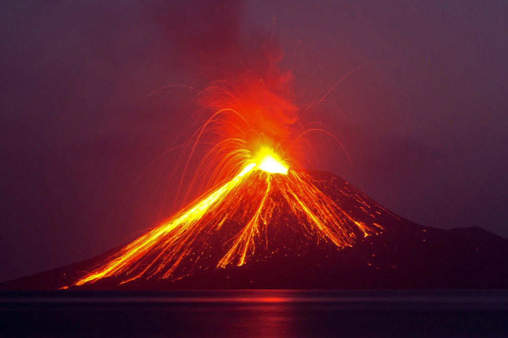 富士山活火山图片