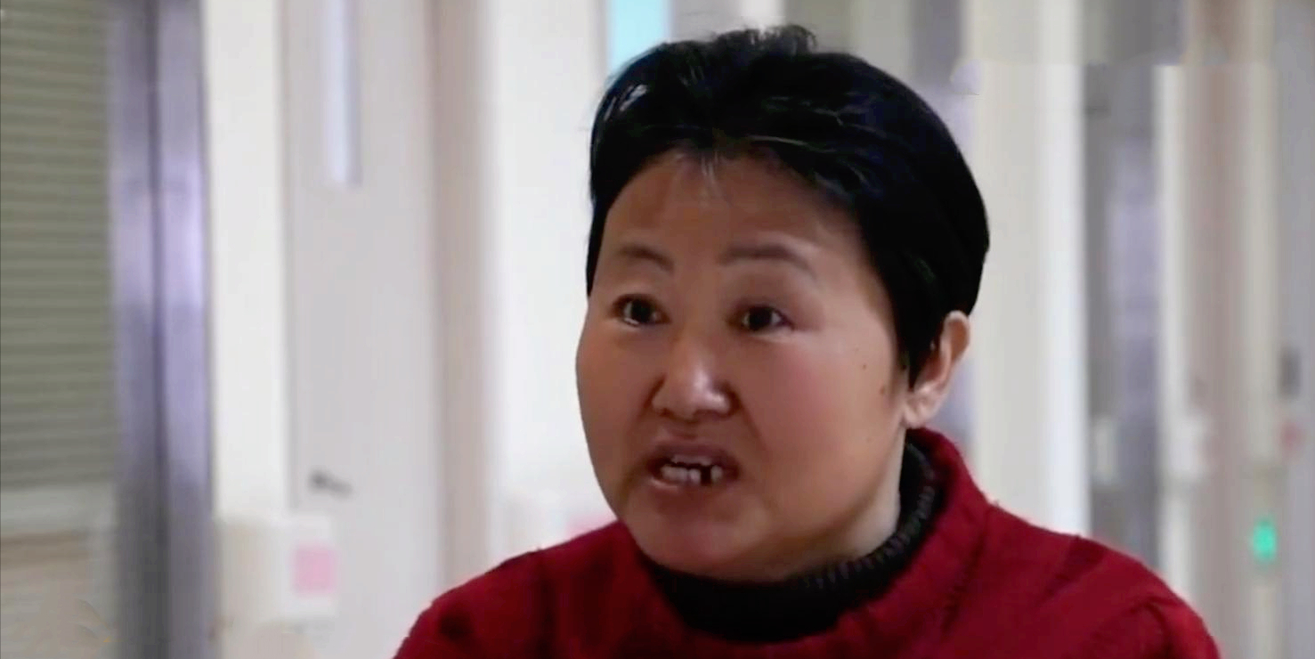 04年植物人女孩被父母抛弃护工无偿照顾19年如今奇迹出现