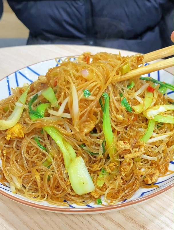 美味的炒米粉,福建广东一带特色米粉,做法多样又好吃-度小视