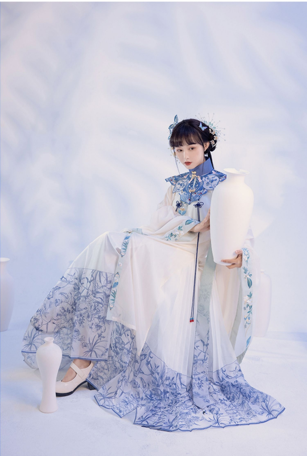 当"青花瓷"遇见汉服,浓浓的中国风,穿上尽显古典气质