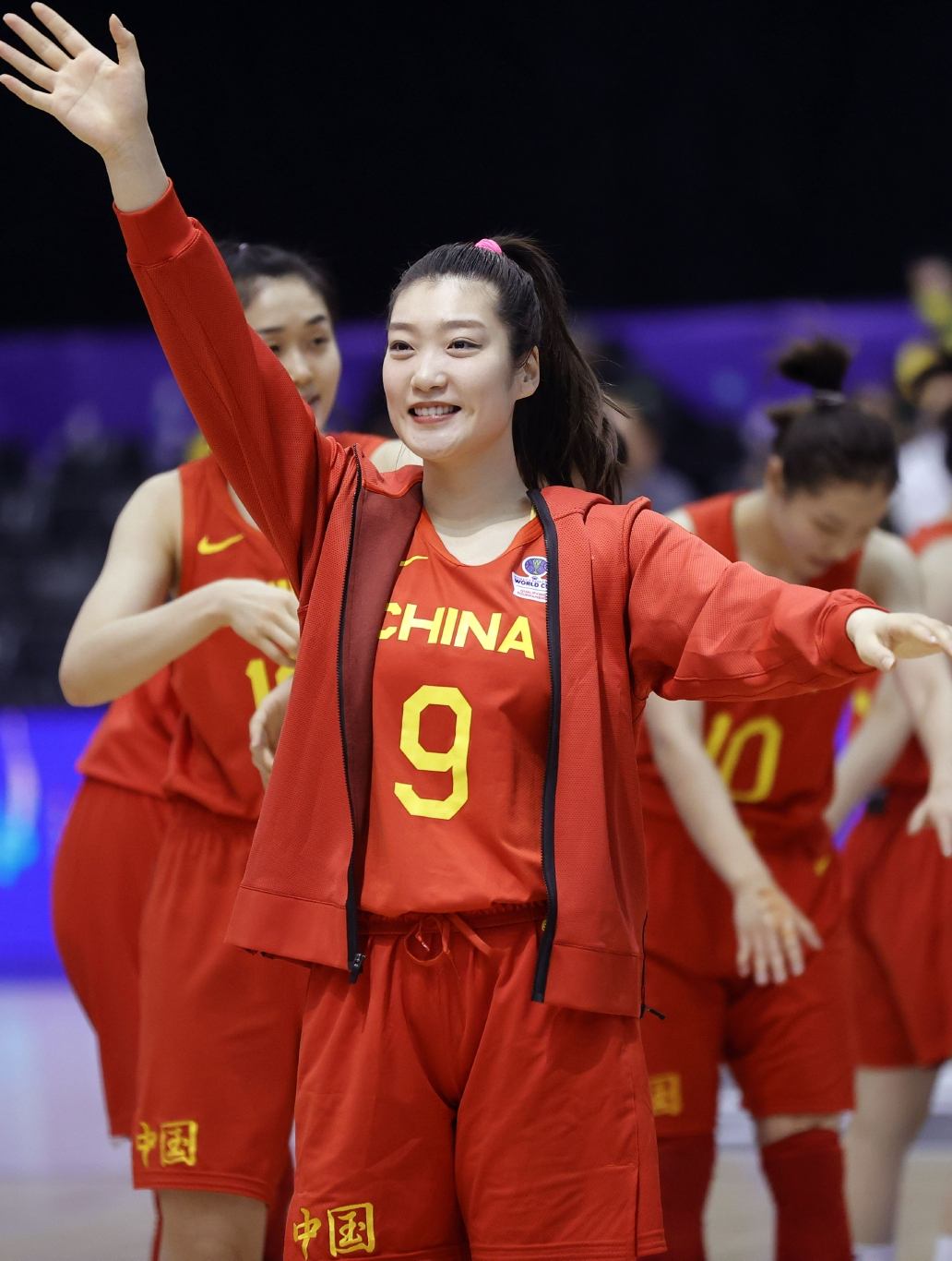 女篮李梦知三当三不雅照遭曝光!男方有出轨前科!-度小视