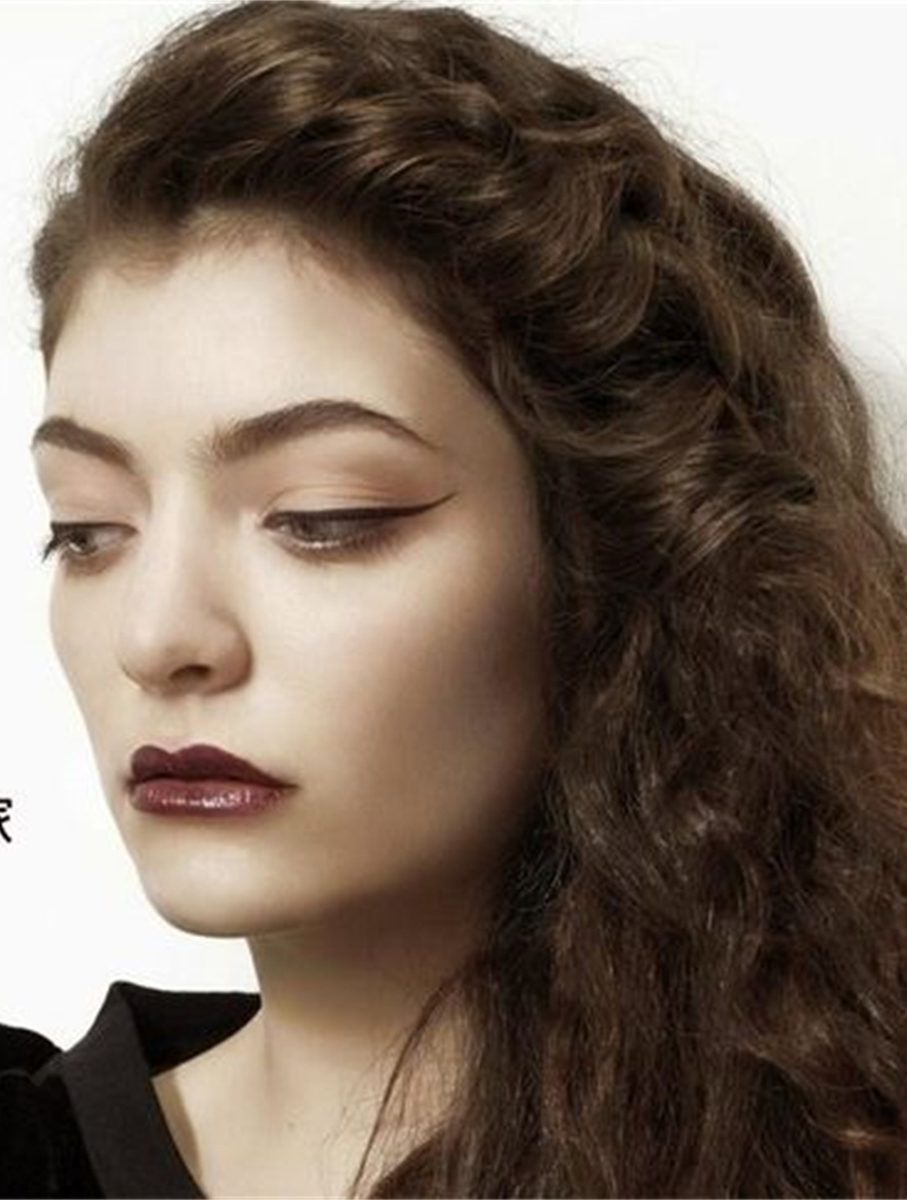 lorde:音乐产业的未来,16岁成为单曲冠军,17岁拿下格莱美奖-度小视