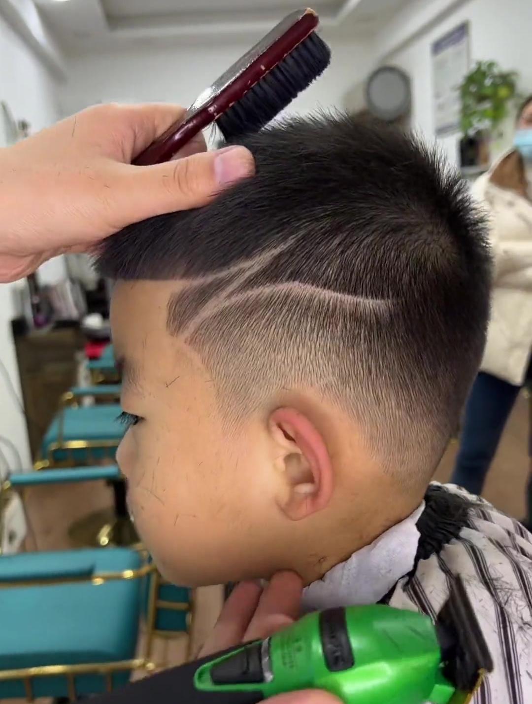 简单雕刻,一看就会儿童发型设计