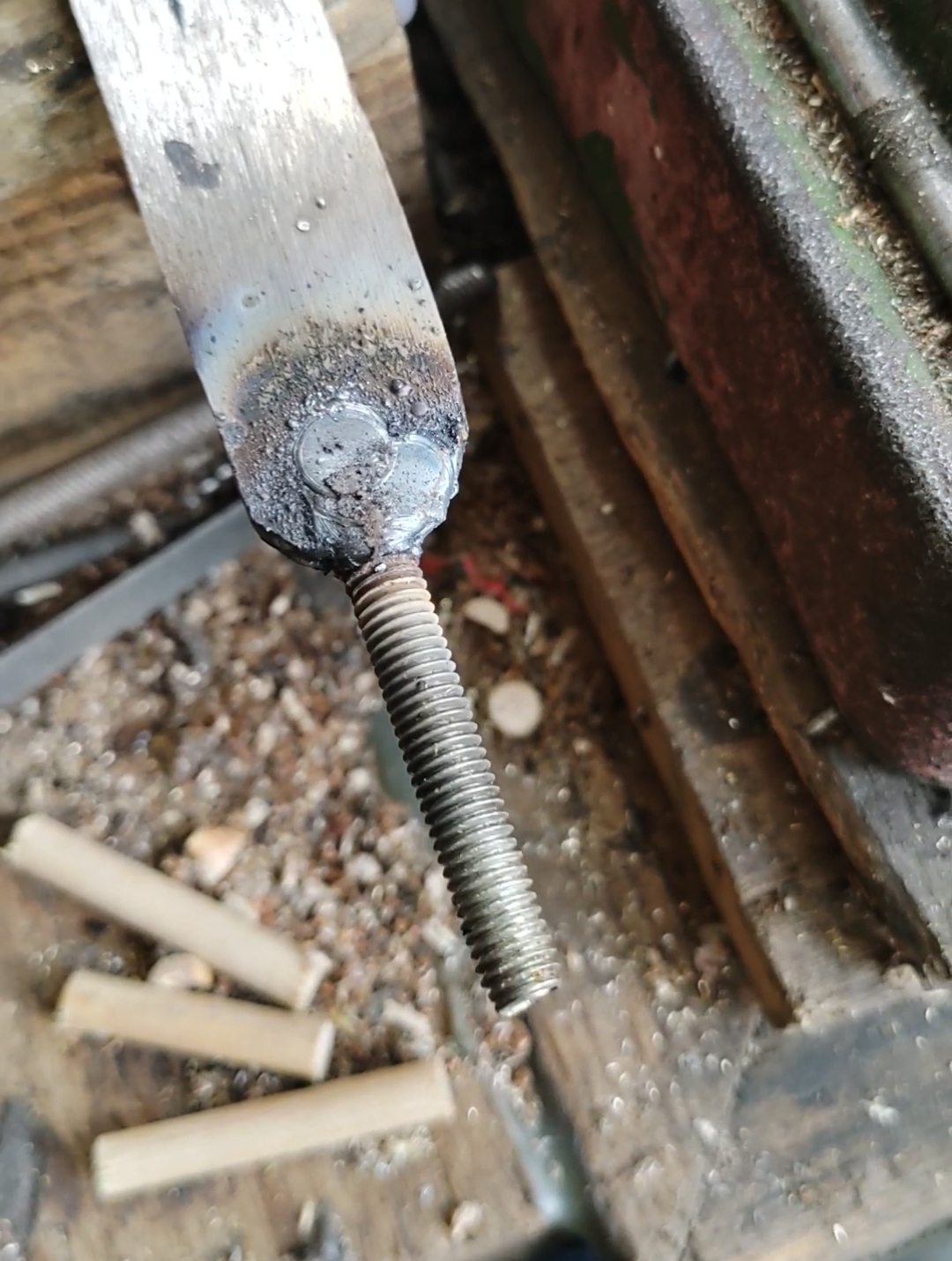 这个刀柄算是老鼠尾吗