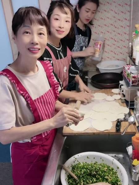 大家和自己的婆婆媳妇小姑子相处的好吗家庭日本生活-度小视