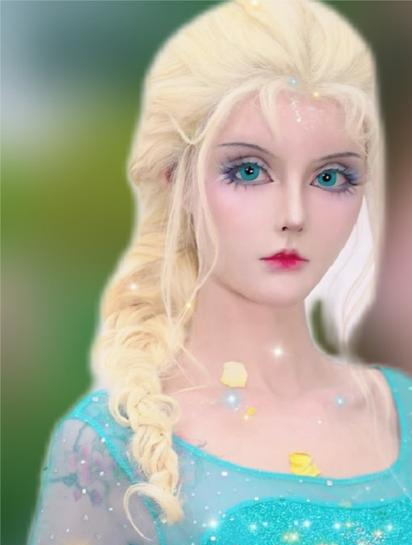 "真人芭比"迪丽拉:吃饭不敢张嘴,被质疑整容,卸妆后惊艳众人-度小视