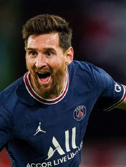 日本综艺电台又开始整蛊,梅西颠球挑战18米高度的世界记录1-度小视