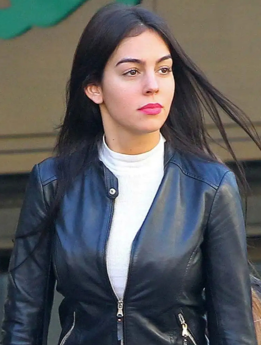 "最强柜姐"乔治娜:柜姐逆袭成富婆,用一根黄瓜让c罗丢脸2-度小视