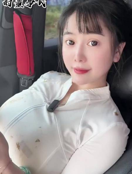 98年的会长在工作上严谨认真生活中像个男孩子一样随性洒脱