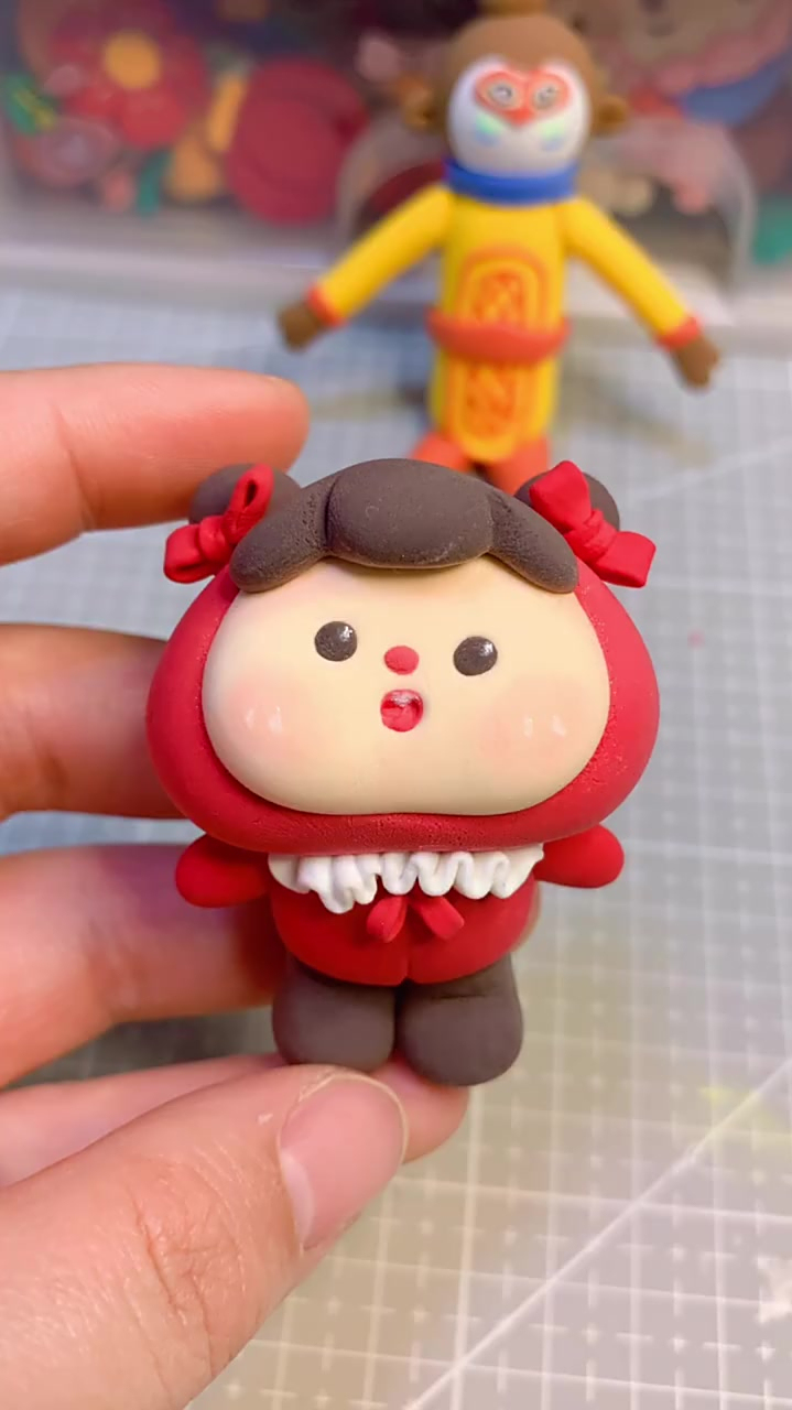 超轻粘土做一个小福娃娃