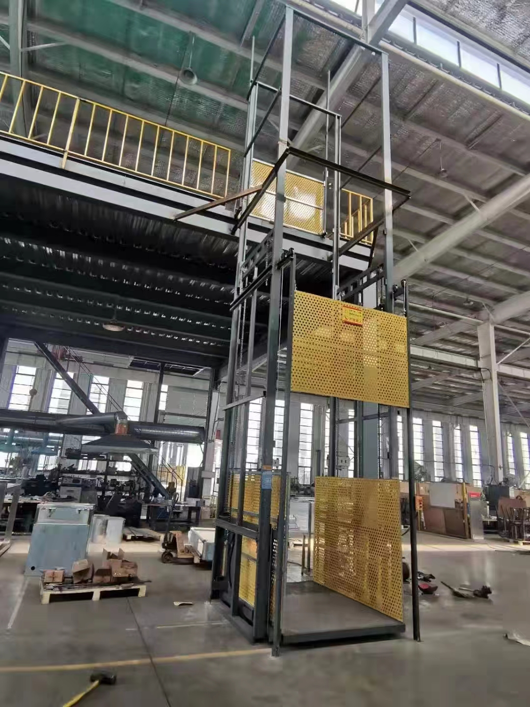 仓库升降货梯有哪些常见问题?