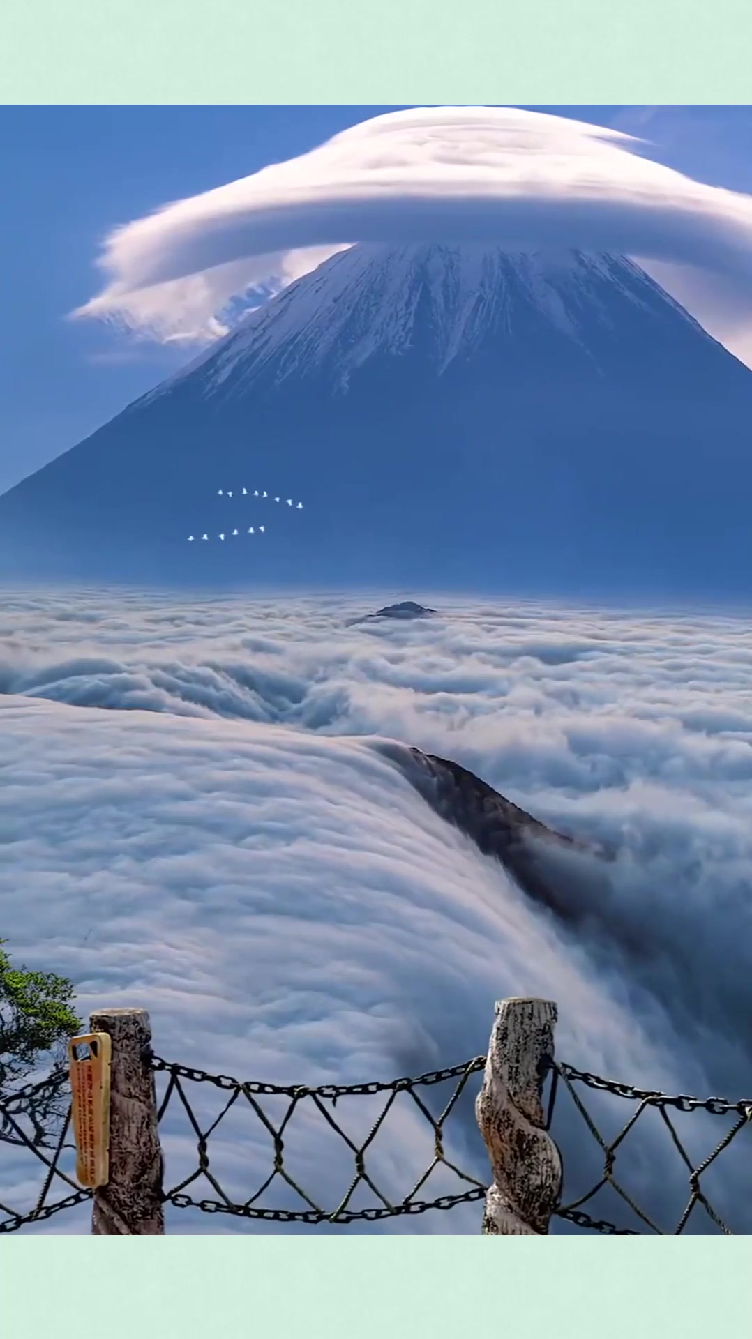 山顶云海帽子,我蹲守了三天三夜,这一幕真是太震撼了!