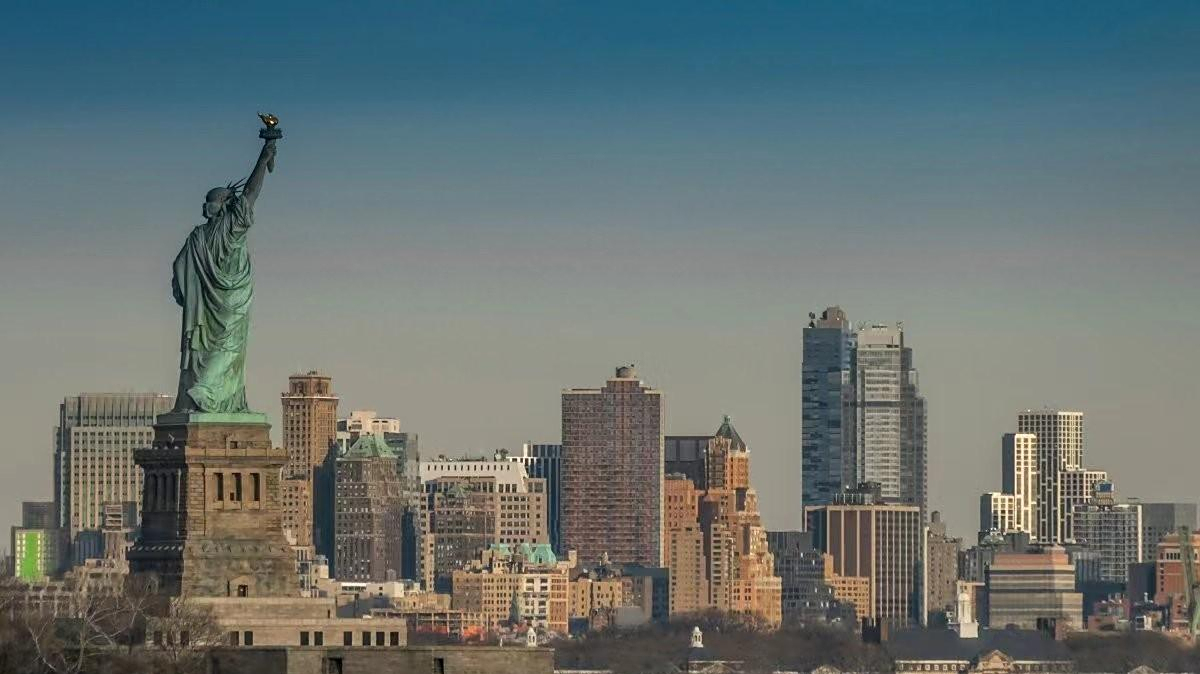 回顾外媒惊讶为啥加州州长访华会受到如此高规格的接待呢