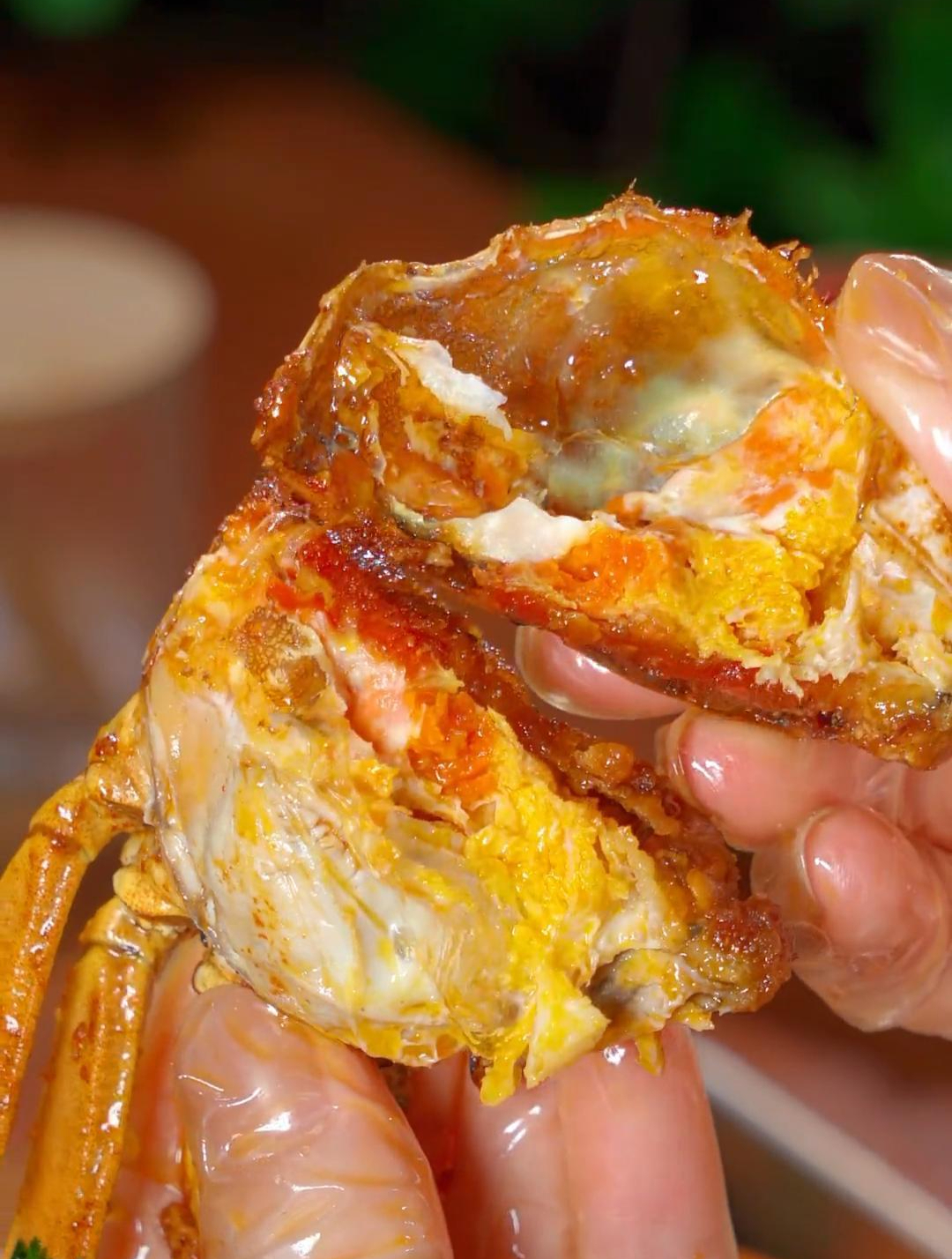 这样做的椒盐大闸蟹太香太好吃了