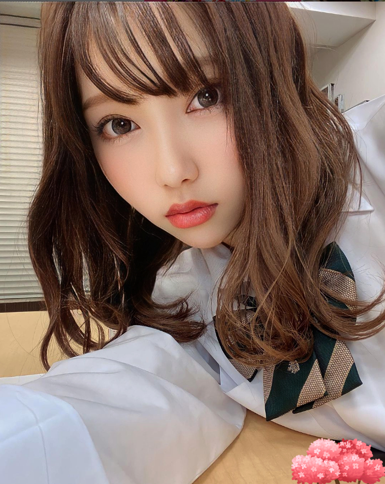 00后女演员,颜值可爱的天花板—沙月芽衣