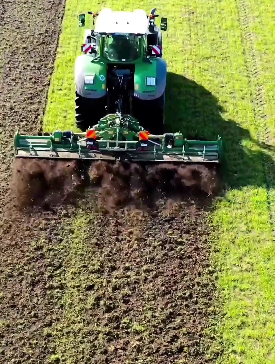 投资一台挠地拖拉机,到底能不能赚到钱,看看今天能挠多少地!