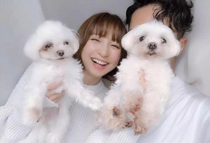 川荣李奈宣布二胎出生 与演员广濑智纪于2019年结婚