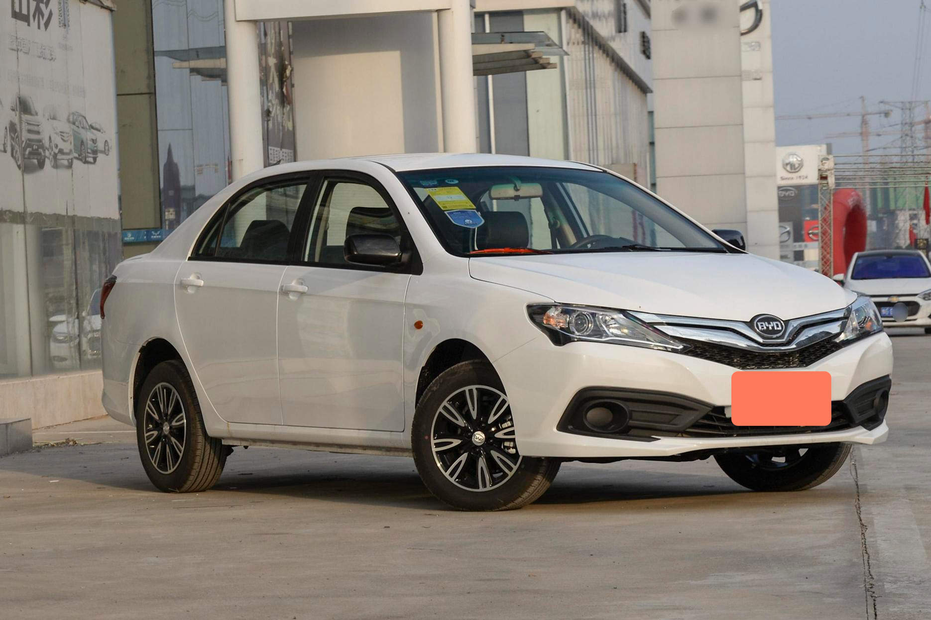 第三代比亚迪f3延续经典,无钥匙进入,百公里油耗5.9l,4.49万起